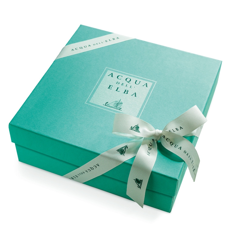 ​Gift Box 28,5 x 28,5  |    