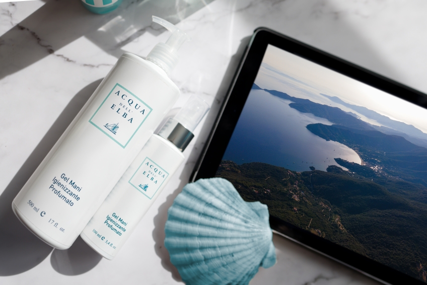 LE GEL HYDROALCOOLIQUE ACQUA DELL’ELBA : LE PARFUM D’UN GESTE IMPORTANT