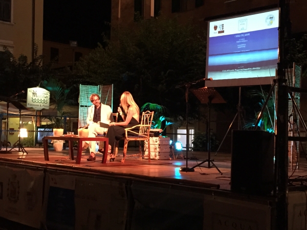 PRESENTAZIONE DE