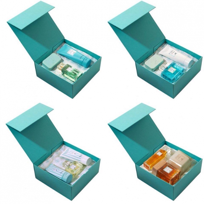 COMPONI CON PERSONALITA' LA TUA SCATOLA DI NATALE!