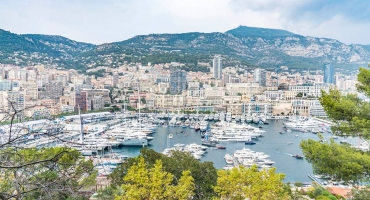 LA PRESENZA DI ACQUA DELL’ELBA A MONACO YACHT SHOW, METAFORA DI UN NUOVO INIZIO
