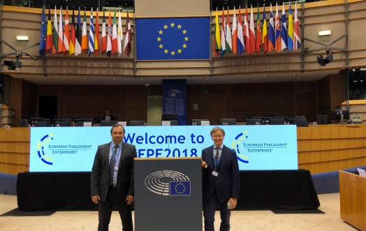 L'ESSENZA DELL'EUROPA: ACQUA DELL'ELBA AL PARLAMENTO EUROPEO DELLE IMPRESE.