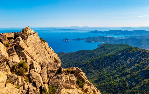 PASSO DOPO PASSO VERSO ELBA 2035.