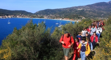 LA 'VIA DELL'ESSENZA', UN SENTIERO LUNGO UN'ISOLA!