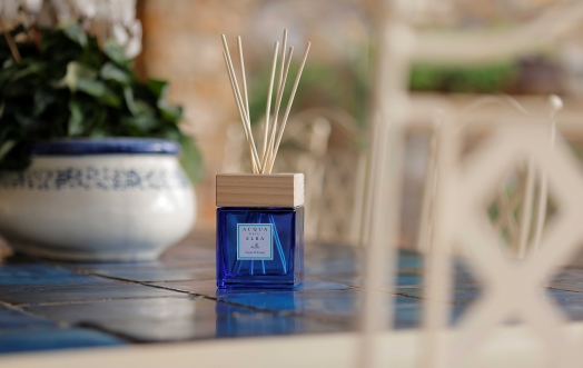 The Notte d'Estate room diffuser, a peaceful rhapsody in blue