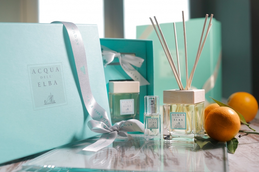 Christmas gifts with a festive essence