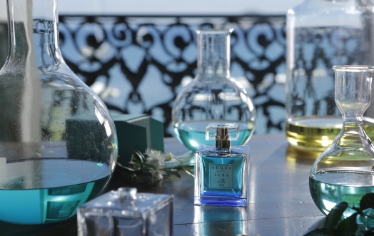 The scent of the sea is in Paris.