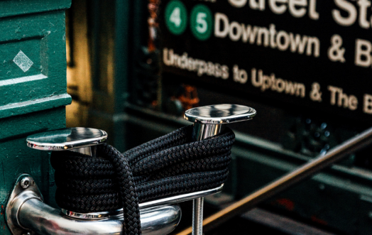 ACQUA DELL'ELBA ATTRACCA A NEW YORK CON AZIMUT YACHTS.