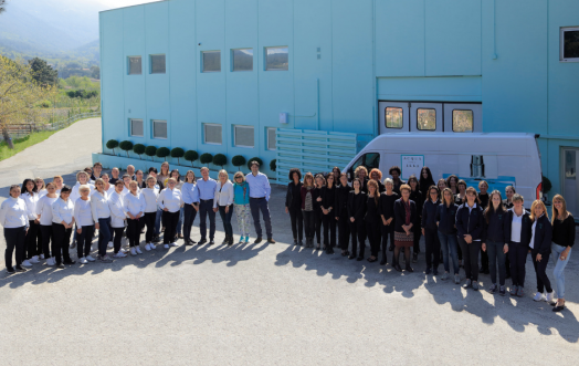 ACQUA DELL'ELBA E IL LAVORO: L'ESSENZA DI UN BUON RISULTATO.