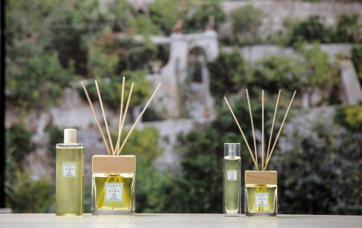 THE ESSENCE OF WELL-BEING IN OUR CITRUS HOME FRAGRANCE DIFFUSERS.