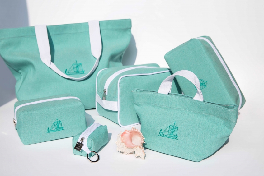 Acqua dell’Elba fabrics and accessories, a gust of the new among the great classics of the line