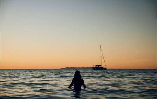 Eau de Parfum Blu Donna, the Interior World Carries the Scent of the Sea