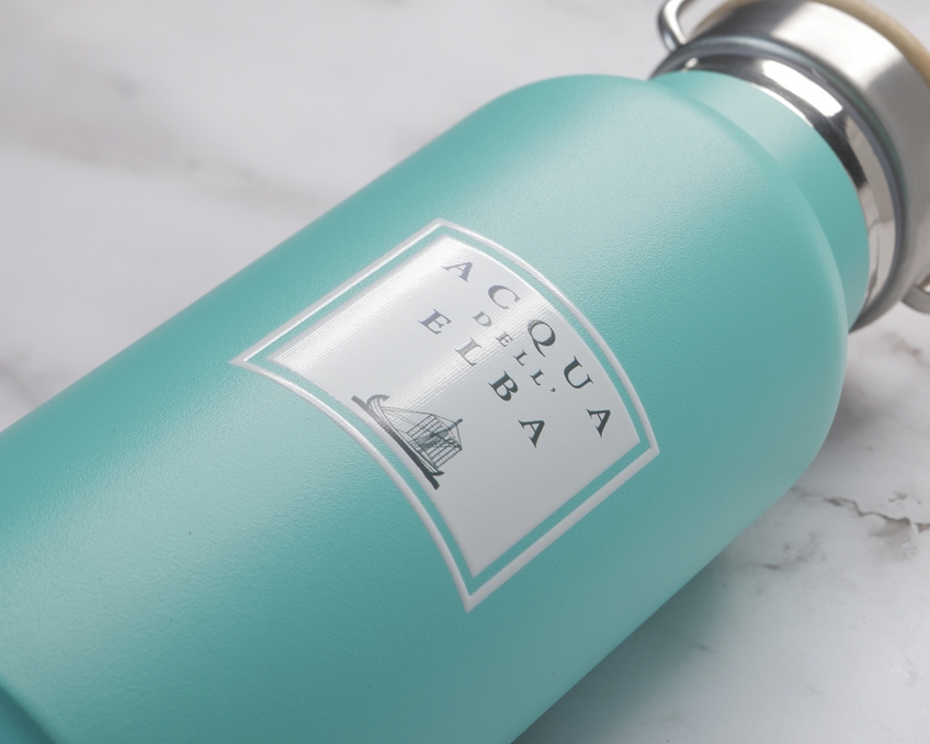 Thermoflasche Habitat Refill Now - Acqua dell’Elba. Ihr Meer, noch schöner.