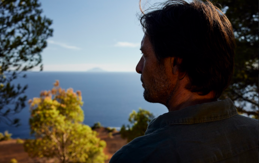 Altrove, l’Eau de Parfum per l’uomo dal cuore misterioso