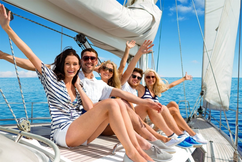 Acqua dell'Elba Lovers, eine Community, die aus Menschen besteht.  Und zum Geburtstag 2022 ein außergewöhnliches Geschenk.