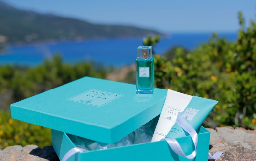 Mother’s Day is coming: choose a gift that will make her experience the atmosphere of the sea