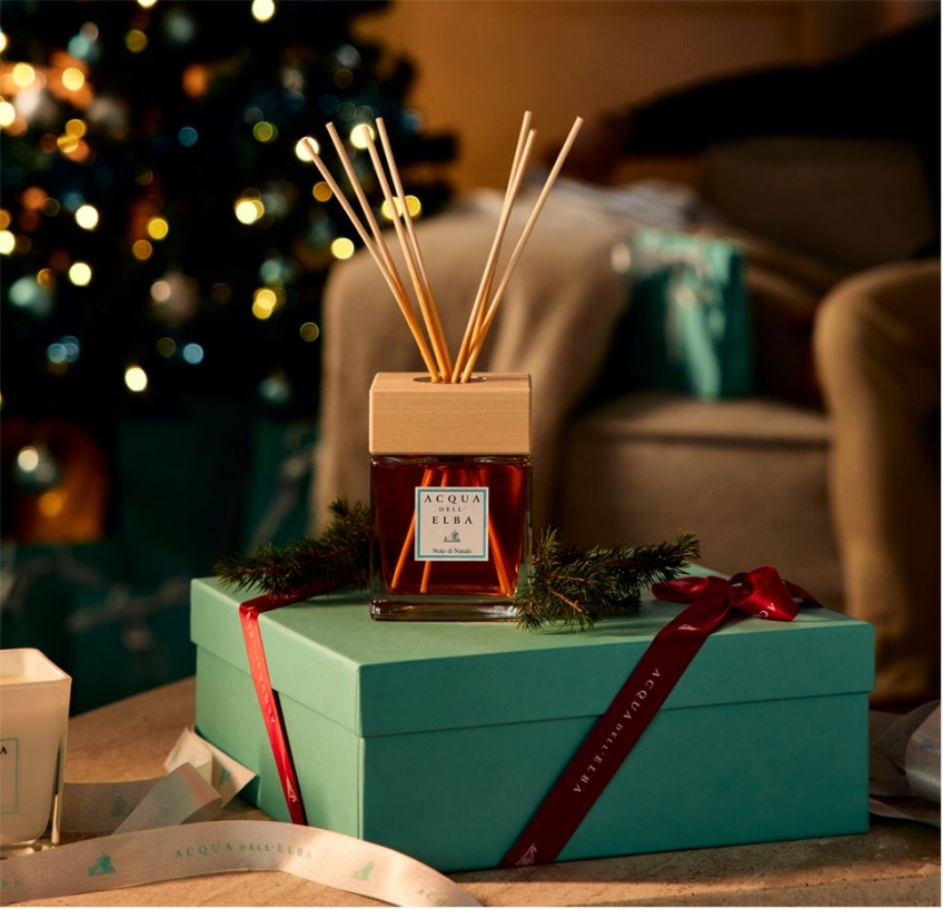 Diffuseur de parfum d'ambiance et bougie « Note di Natale » pour une maison qui a le « parfum » de la Toscane