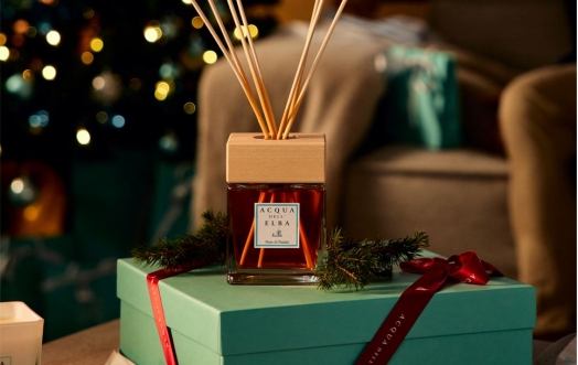 Diffuseur de parfum d\'ambiance et bougie « Note di Natale » pour une maison qui a le « parfum » de la Toscane