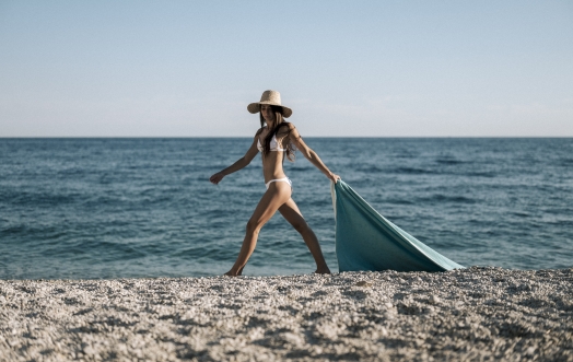 ACQUA DELL'ELBA ET SUNDEK : UN ÉTÉ RICHE EN PARFUMS ET EN MAILLOTS DE BAIN