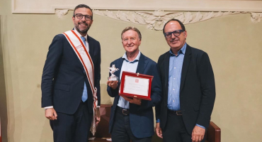 Consiglio regionale festeggia i 25 anni di Acqua dell’Elba con un riconoscimento e il Pegaso per l’imprenditore Fabio Murzi