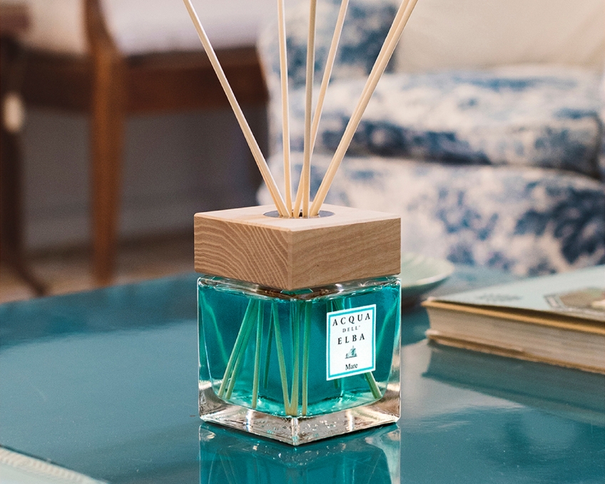 A Sea of Memories Inside a Home Fragrance Diffuser