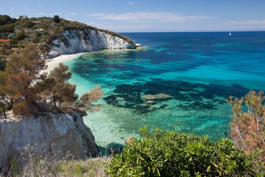 Acqua dell’Elba: The Lifestyle of Those Who Live The Essence of The Sea