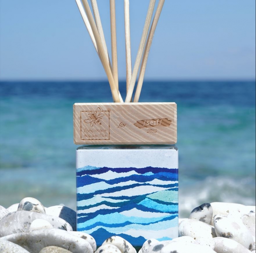 Acqua dell'Elba presents the new Artist's Room Diffuser, in collaboration with Cristina Sammarco