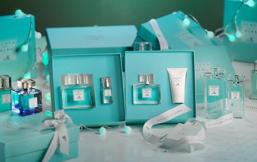 SCENT OF A PRESENT: THE SEA IN A BOX