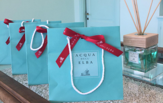 SCENT OF A PRESENT: AT THE LAST MINUTE, THE SCENT OF THE SEA