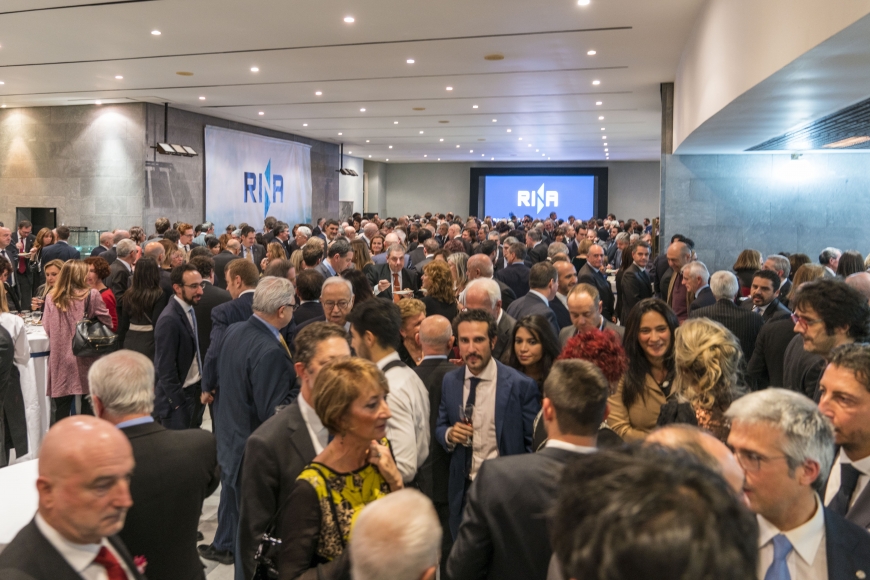 R.I.N.A PRESENTA AL MONDO IL NUOVO LOGO E LA SUA NUOVA IDENTITA’ DIGITALE CON ACQUA DELL’ELBA SPONSOR DELLA SERATA