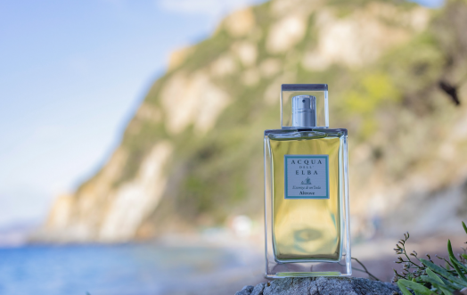 Altrove, the mysterious alchemy of an essence from a distant land