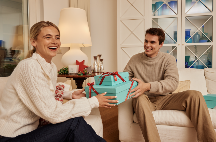 Presents that tell stories: our gift ideas for Christmas