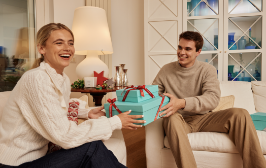 Presents that tell stories: our gift ideas for Christmas