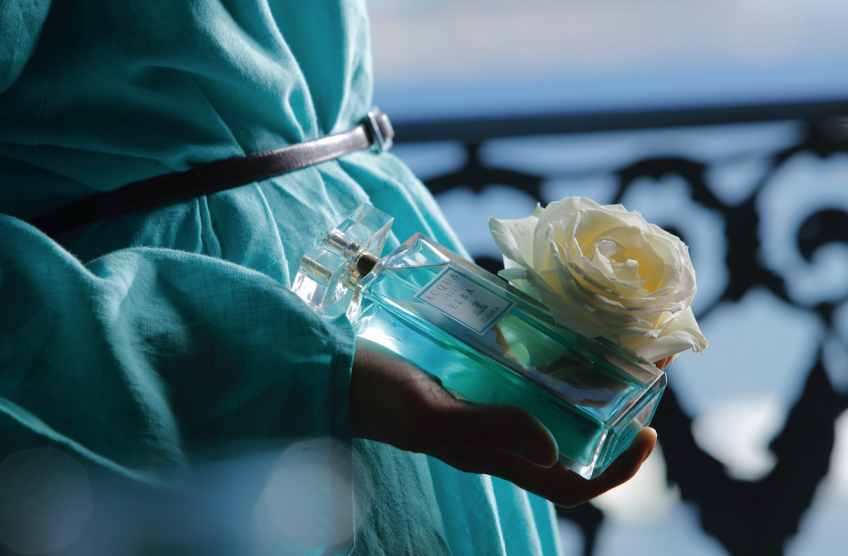Classica for Women, the Eau de Parfum that encapsulates the essence of the sea