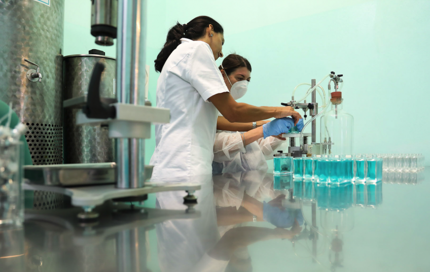 Become an Artisan Perfumer for a Day at the Acqua dell’Elba workshop