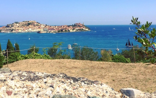 VILLA ROMANA DELLE GROTTE: CON ACQUA DELL'ELBA ALLE RADICI DELLA STORIA DELL'ISOLA.
